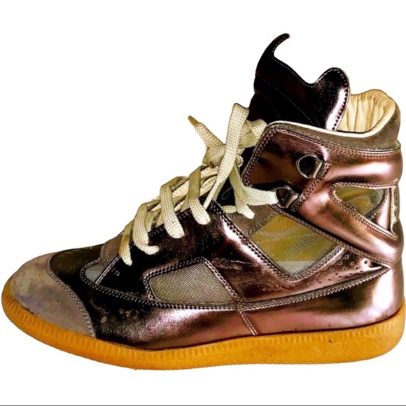 Maison Martin Margiela Shoes - Maison Mairegela Hi-top Sneaker